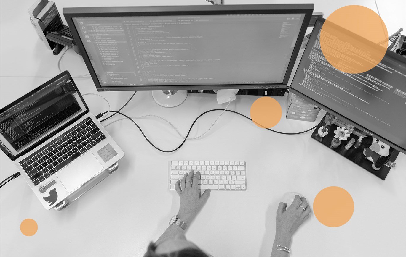 Building Data Analytics Solutions using Amazon Redshift